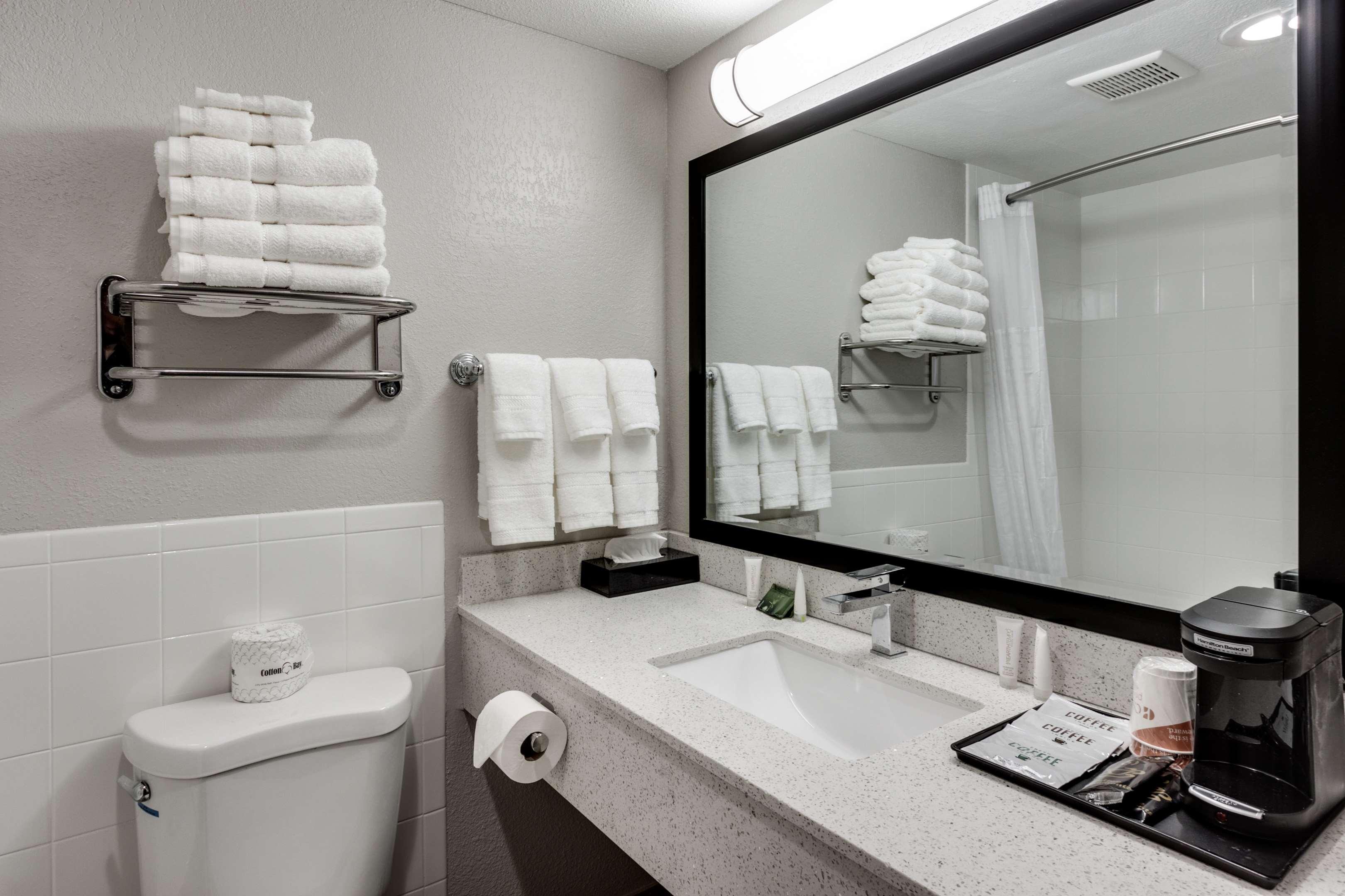 Days Inn & Suites By Wyndham Spokane Exteriér fotografie
