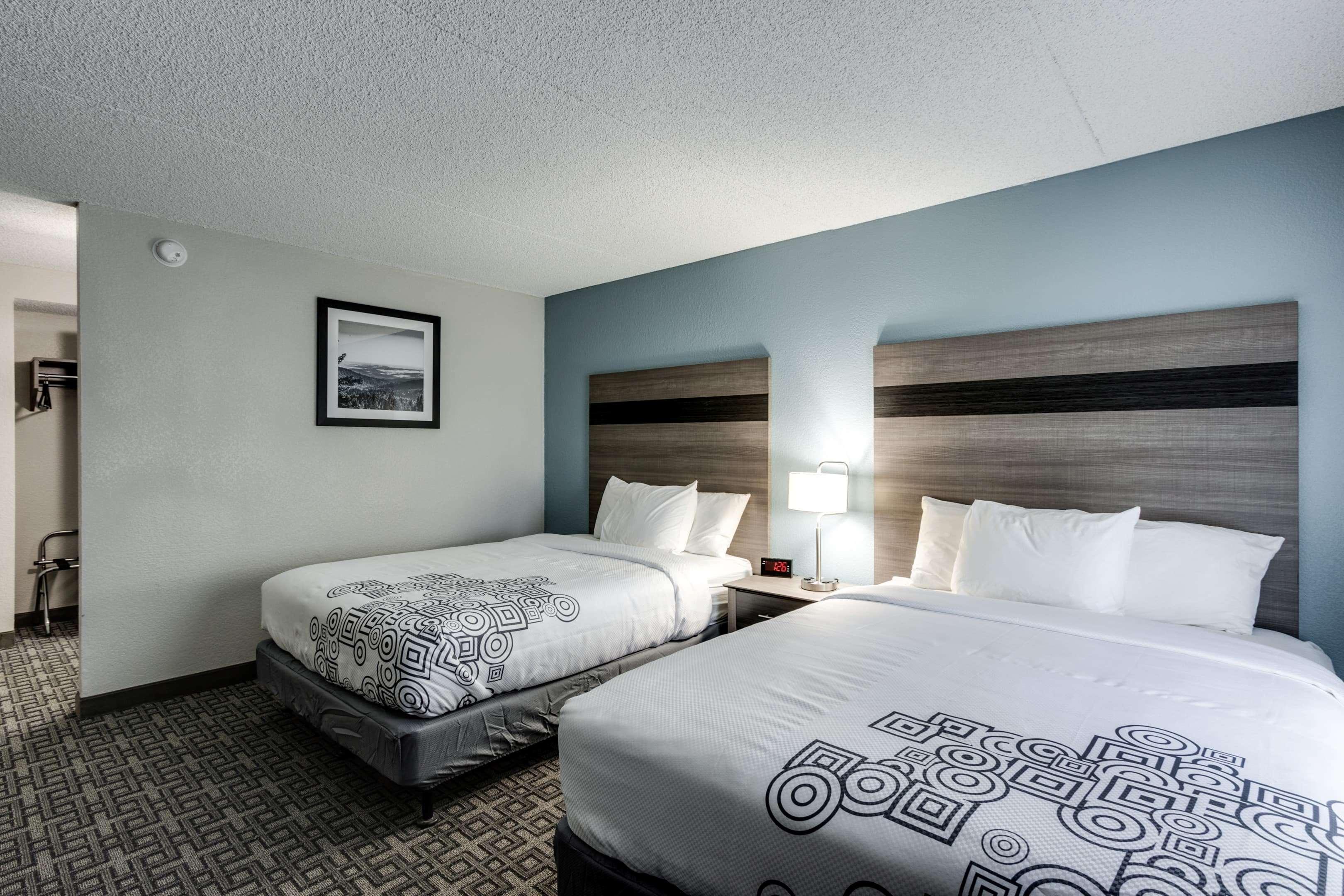 Days Inn & Suites By Wyndham Spokane Exteriér fotografie